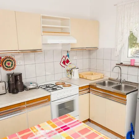 Ratka Guest house